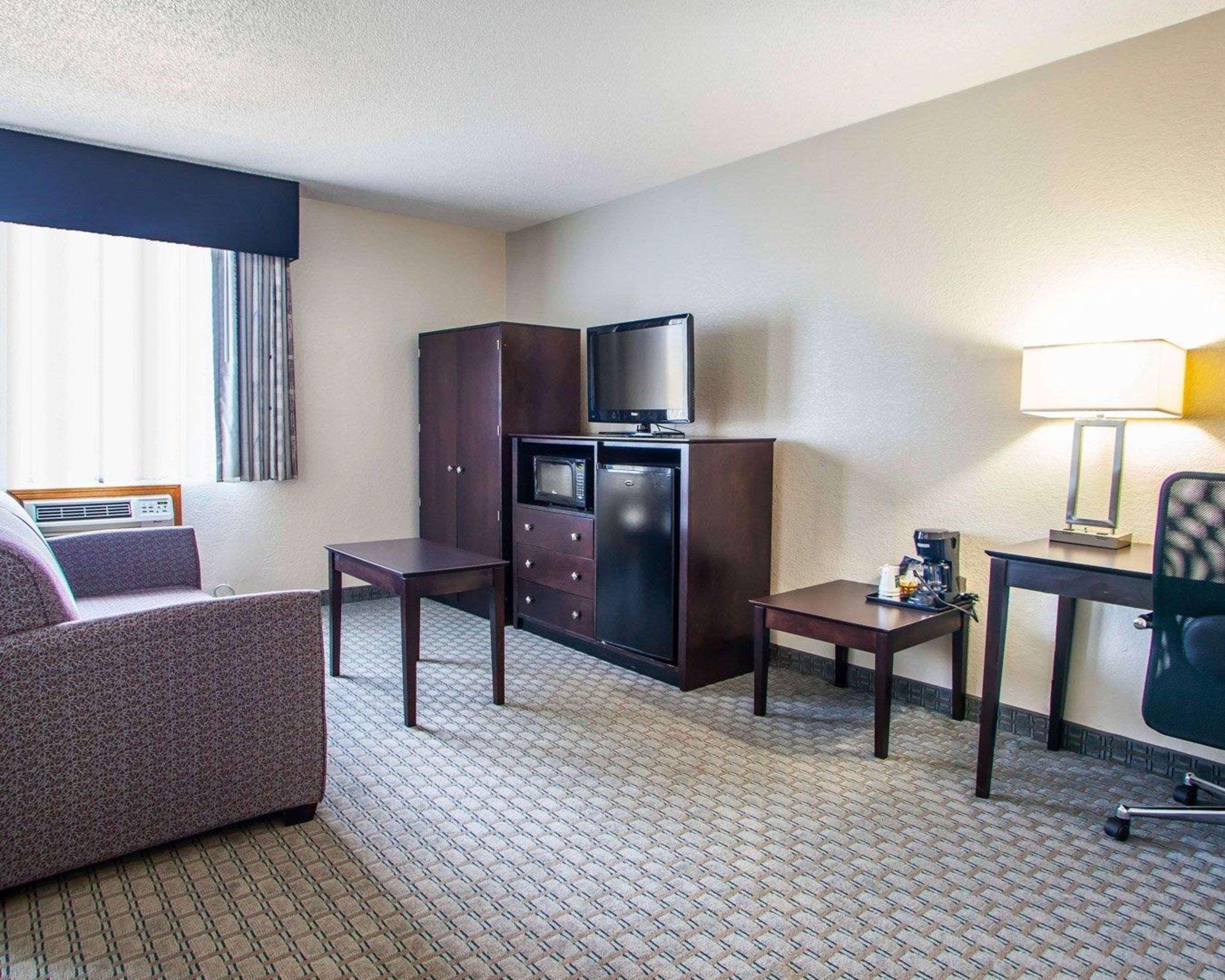 Quality Inn & Suites Ankeny-Des Moines מראה חיצוני תמונה